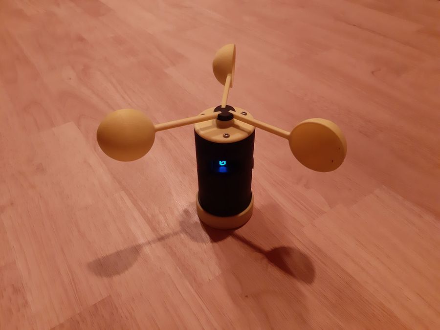 Anémomètre WiFi imprimé en 3D avec LED bleue